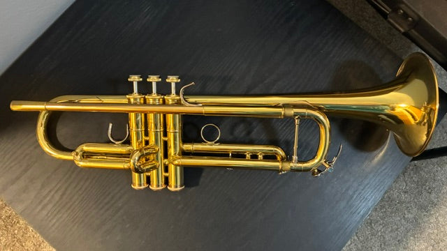 Used Yamaha YTR-8335LAII Bb Trumpet